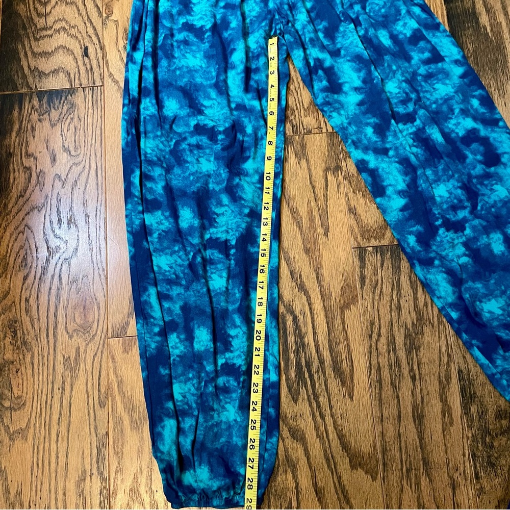 Lotus and Luna Blue Harem Yoga Pants Small NWOT - Picture 7 of 9
